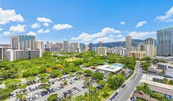 223 Saratoga Rd 1805, Honolulu, HI 96815