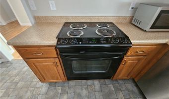 704 Midmar St, Aberdeen, NC 28315