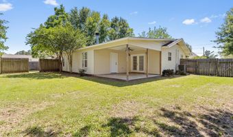 609 Beyer Dr, Bay St. Louis, MS 39520