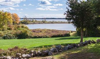 2 Wells Ln, Charlestown, RI 02813