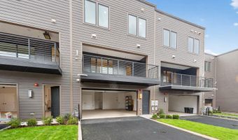 7027 RENITA Ln, Bethesda, MD 20817