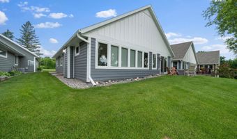 1515 Geneva Rd NE, Alexandria, MN 56308