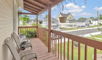 33 Murray St, Ansonia, CT 06401