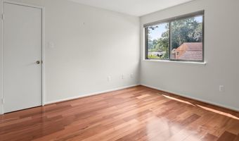 6356 11TH Rd N, Arlington, VA 22205