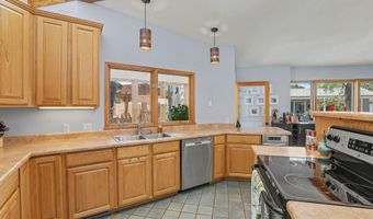 1008 Parkland Pl SE, Albuquerque, NM 87108