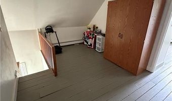 94 Warner St B, Newport, RI 02840