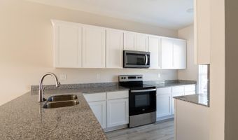 1227 University Ln E, Aiken, SC 29801