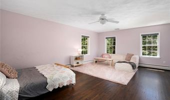 4 Stonecarry Way, East Greenwich, RI 02818