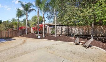 824 Hillcrest Ter, Fallbrook, CA 92028