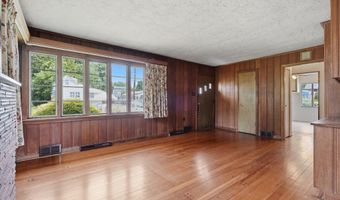 112 ERIE Ave, Barrington, NJ 08007