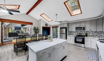 875 Stony Mountain Rd, Albrightsville, PA 18210