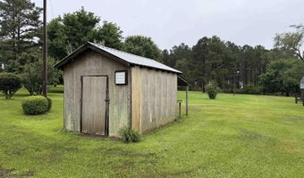 154 Perry Ln, Atmore, AL 36502