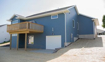 2282 Helle Dr, Asbury, IA 52002