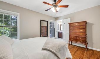345 Norwood Cir, Ballwin, MO 63011