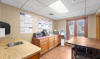 150 Burnside St, Cranston, RI 02910