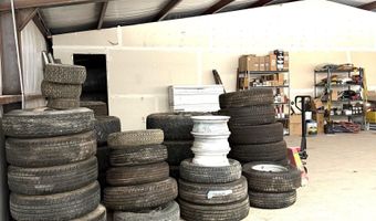 6414-4 Seven Rivers Hwy, Artesia, NM 88210