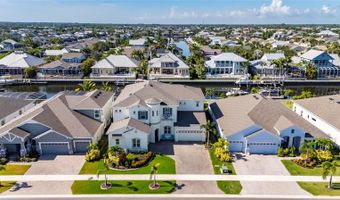 998 SIGNET Dr, Apollo Beach, FL 33572