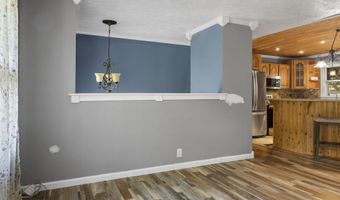 374 Briarwood Ln, Bedford, IN 47421
