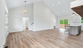 9009 Stonewall Rd, Appomattox, VA 24522