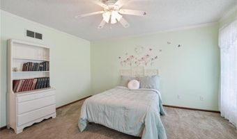 17274 Kansas Ave, Basehor, KS 66012