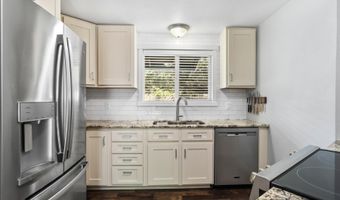 742 SE Sun Ln, Bend, OR 97702