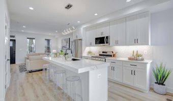 810 MADISON St NW, Washington, DC 20011