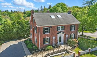 6 Windsor St, Andover, MA 01810