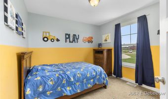 12840 Ridgedale Dr, Allendale, MI 49401
