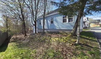 18 Boynton St, Bangor, ME 04401