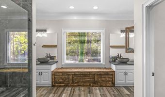 967 Five Points Rd, Barnesville, GA 30204