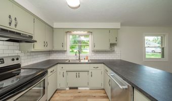 5576 N Heritage Ln, Alexandria, IN 46001