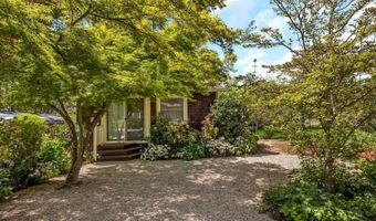 1065 Summit Lake Dr, Angwin, CA 94508