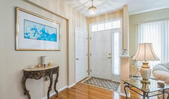 19 Fountain View Dr, Barnegat, NJ 08005