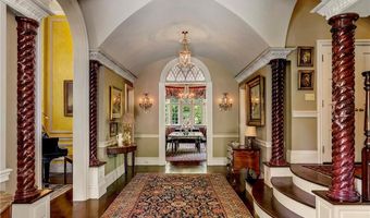 14 Leroy Ave, Newport, RI 02840