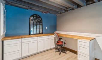 2109 Ammann Dr, Adel, IA 50003