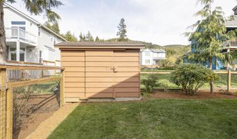 126 N Ocean Ave, Rockaway Beach, OR 97136