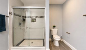 43100 ADDLESTONE Pl, Ashburn, VA 20148