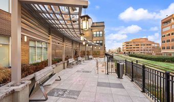 925 N FAIRFAX St 207, Alexandria, VA 22314