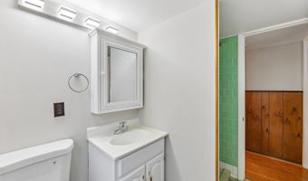 4712 SPRINGBROOK Dr, Annandale, VA 22003
