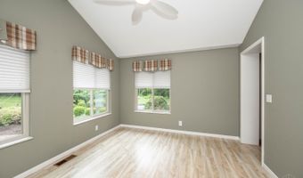 3115 Longmeadow Ln, Amberley, OH 45236