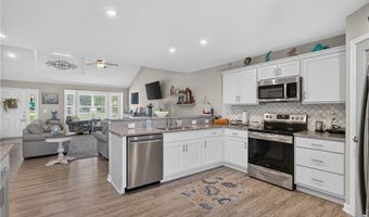 48600 Middle Ridge Rd, Amherst, OH 44001