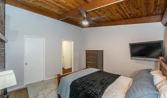 110 Coral Ter 13, Ballwin, MO 63011