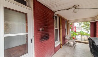 212 N 9th St, Atchison, KS 66002