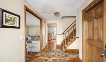 9 Plantation Dr, Cumberland, RI 02864