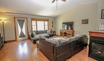 1712 Cranberry Ln NE, Alexandria, MN 56308