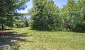 1084 Edgewood Dr, Adams, WI 53910