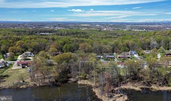 11821 ELLINGTON Dr, Beltsville, MD 20705