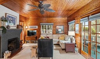 9093 Lake St, Alanson, MI 49706