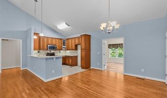 2668 Mountain Oak View Dr, Asheboro, NC 27205