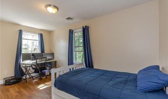 18 Willis St 18, Cranston, RI 02910